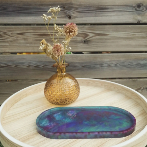 Plankje van epoxy met vlinders