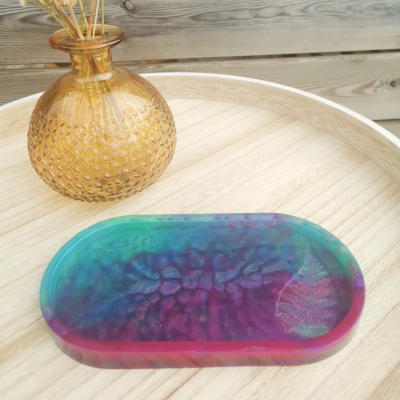 Plankje van epoxy met blad